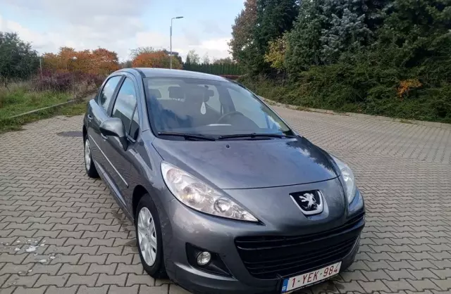 PEUGEOT 207 1.4 VTi (95 KM)