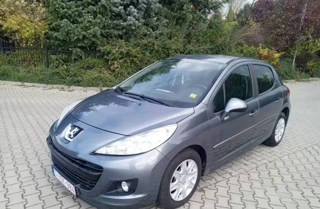 PEUGEOT 207 1.4 VTi (95 KM)