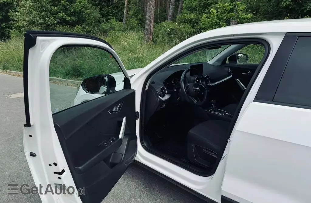 AUDI Q2 
