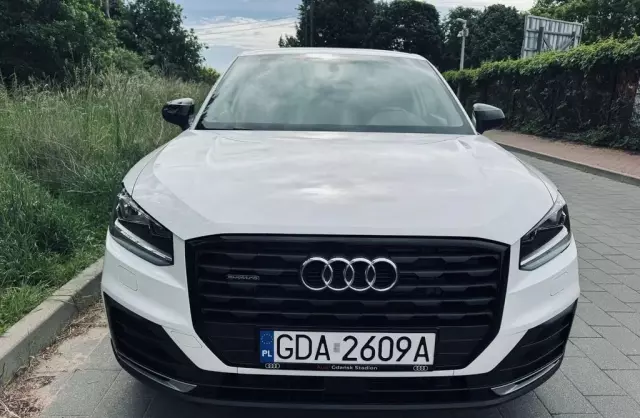 AUDI Q2 