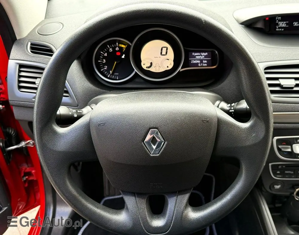 RENAULT Megane 1.6 16V 100 Expression