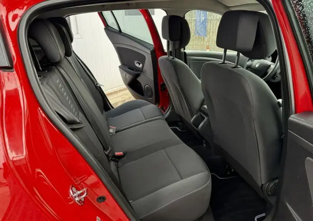 RENAULT Megane 1.6 16V 100 Expression