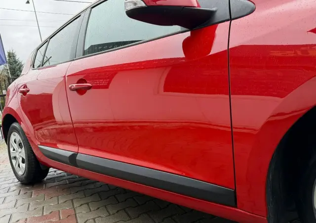 RENAULT Megane 1.6 16V 100 Expression