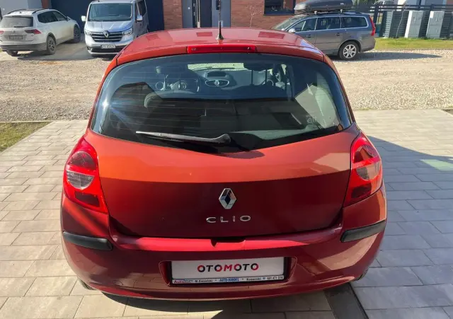 RENAULT Clio 1.2 16V 75 Expression