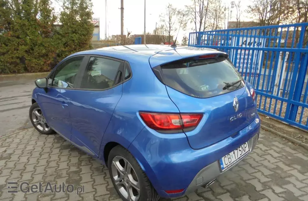 RENAULT Clio 