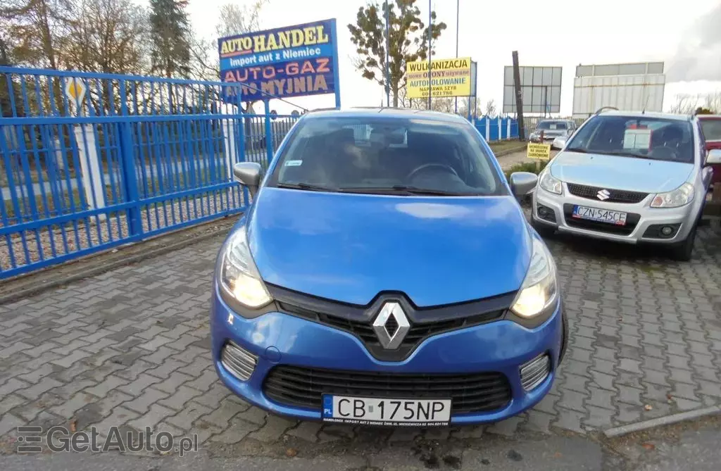 RENAULT Clio 
