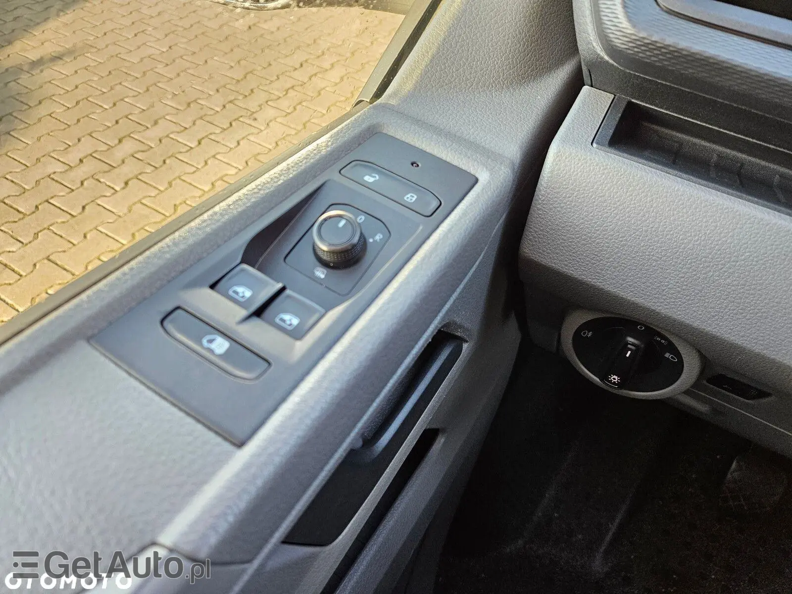 VOLKSWAGEN Transporter Trendline