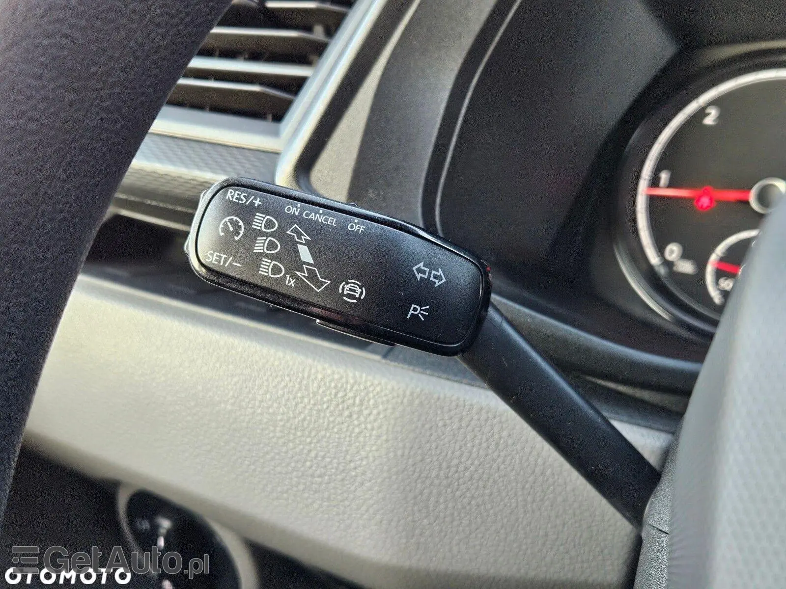 VOLKSWAGEN Transporter Trendline