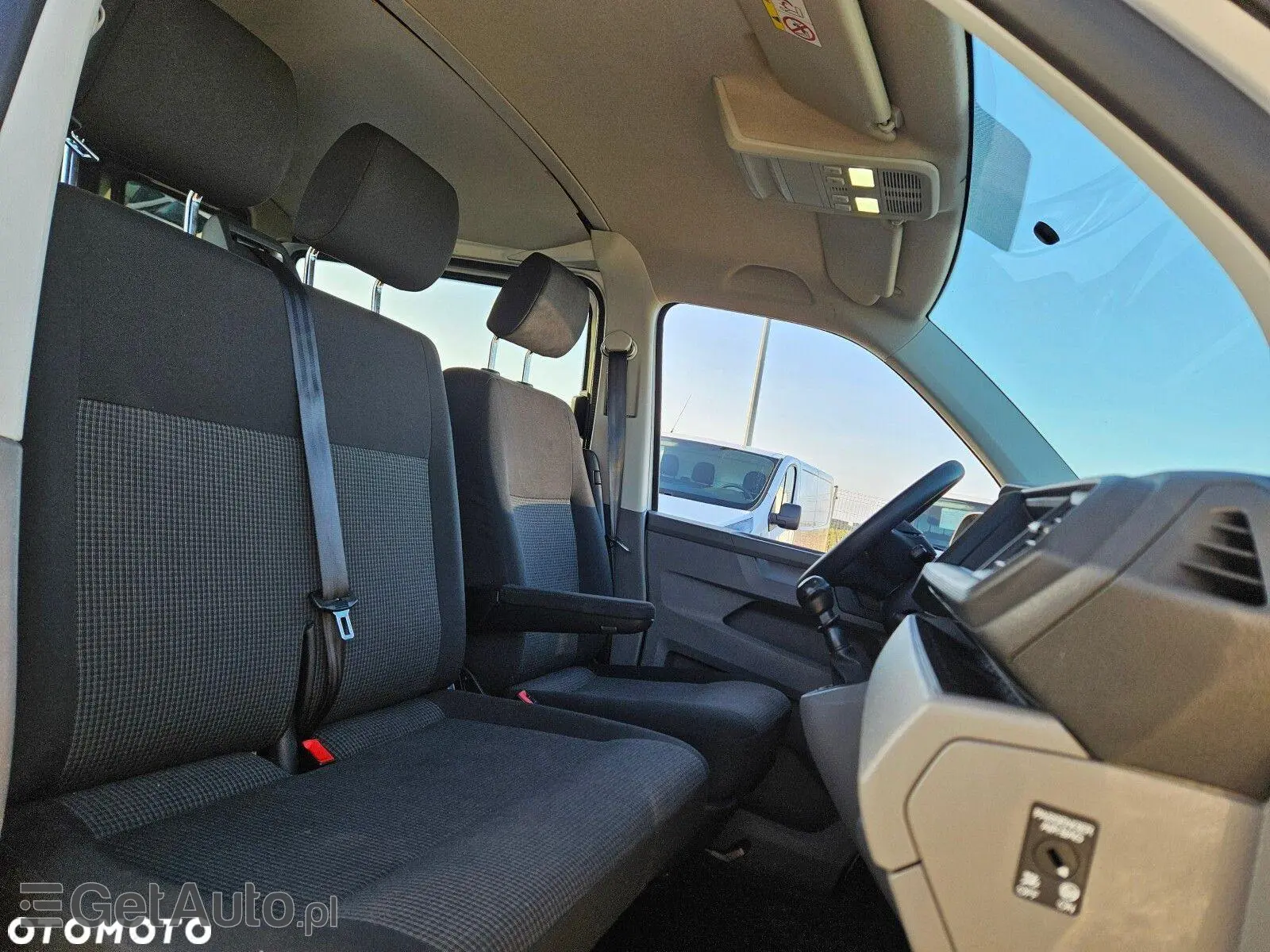 VOLKSWAGEN Transporter Trendline