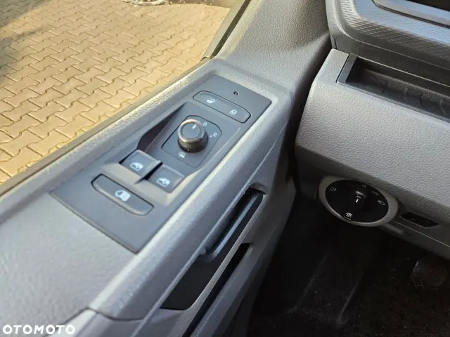 VOLKSWAGEN Transporter Trendline