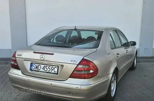 MERCEDES-BENZ Klasa E 