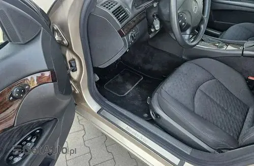 MERCEDES-BENZ Klasa E 