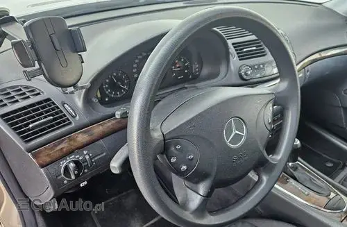 MERCEDES-BENZ Klasa E 