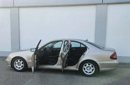 MERCEDES-BENZ Klasa E 