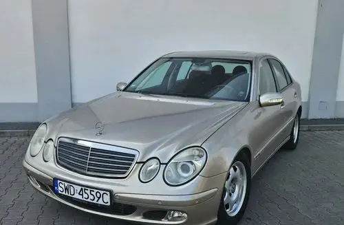 MERCEDES-BENZ Klasa E 