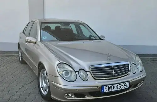 MERCEDES-BENZ Klasa E 