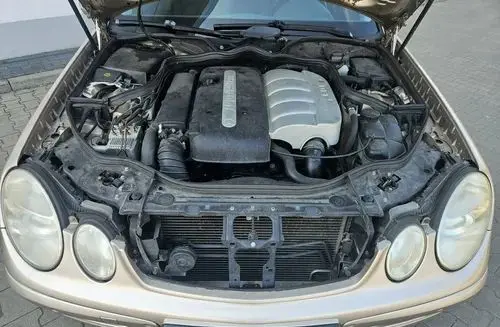 MERCEDES-BENZ Klasa E 