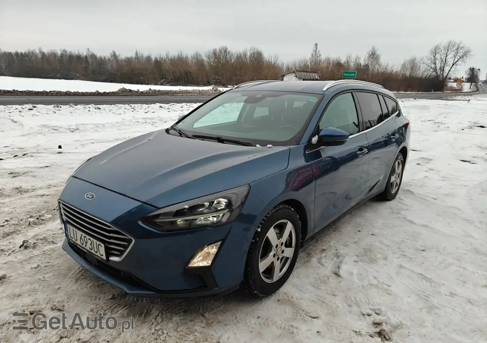 FORD Focus 1.0 EcoBoost Titanium