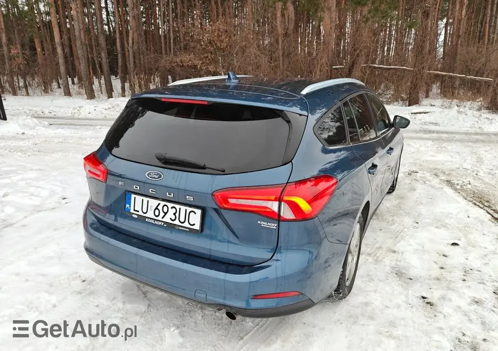 FORD Focus 1.0 EcoBoost Titanium