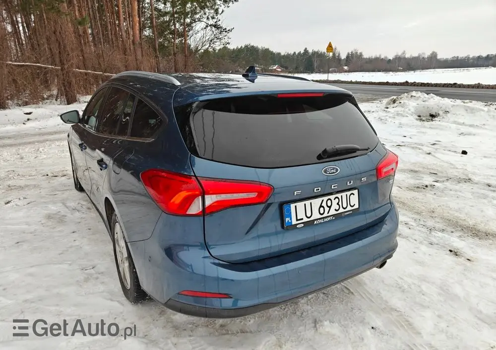 FORD Focus 1.0 EcoBoost Titanium