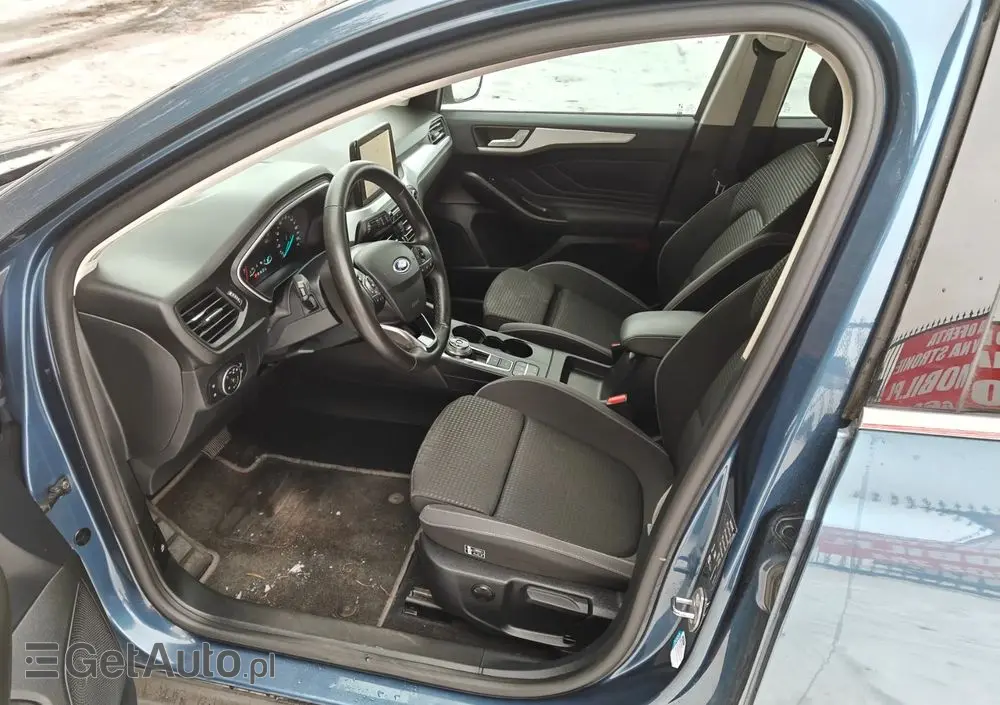 FORD Focus 1.0 EcoBoost Titanium