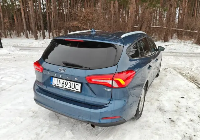 FORD Focus 1.0 EcoBoost Titanium