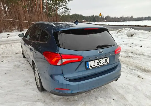 FORD Focus 1.0 EcoBoost Titanium