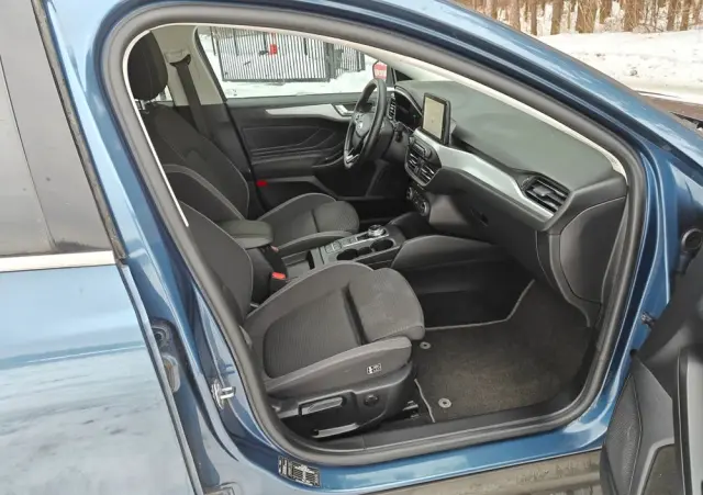 FORD Focus 1.0 EcoBoost Titanium