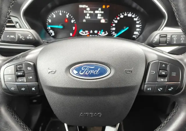 FORD Focus 1.0 EcoBoost Titanium