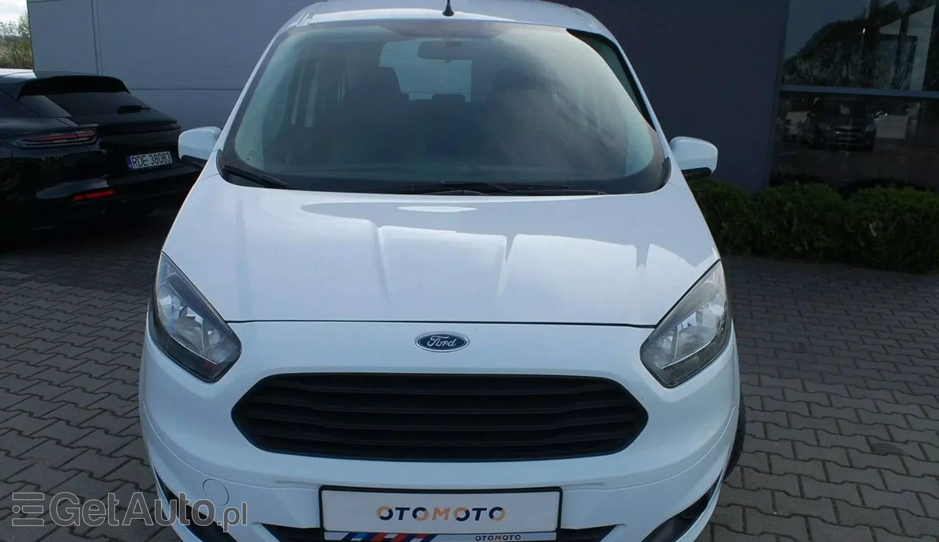 FORD Tourneo Courier 
