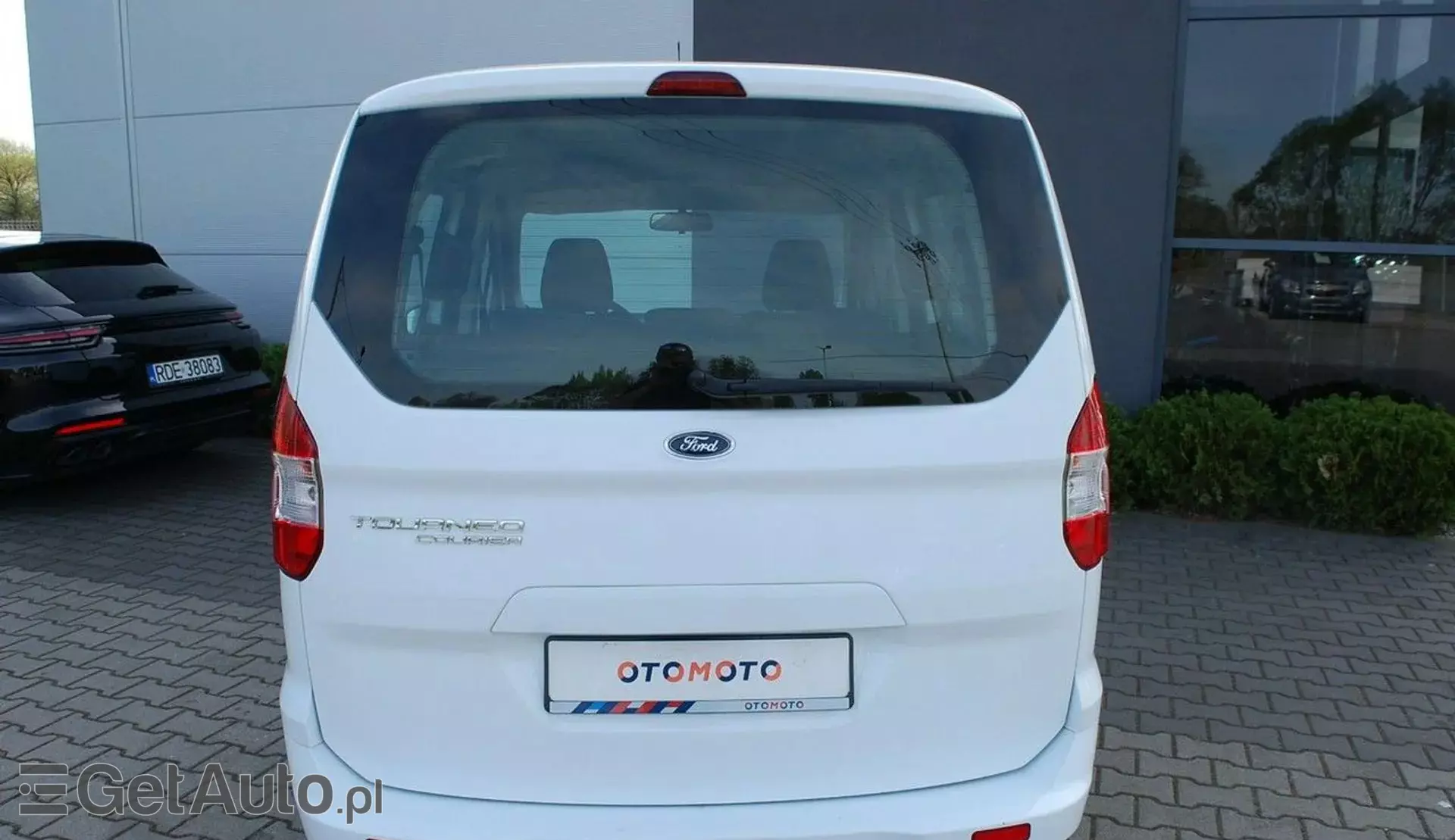 FORD Tourneo Courier 