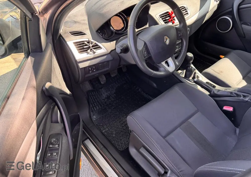 RENAULT Megane 1.6 16V Generation