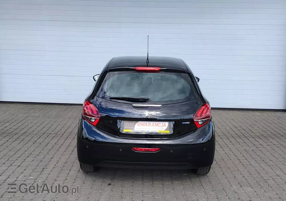 PEUGEOT 208 1.2 PureTech Style