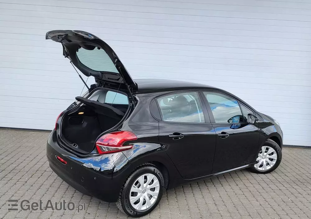 PEUGEOT 208 1.2 PureTech Style