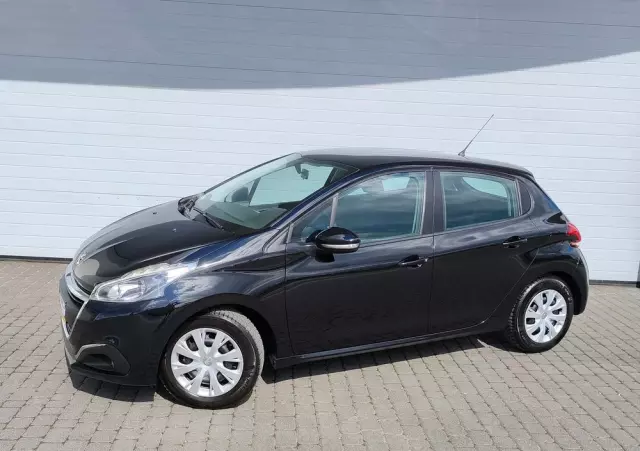 PEUGEOT 208 1.2 PureTech Style