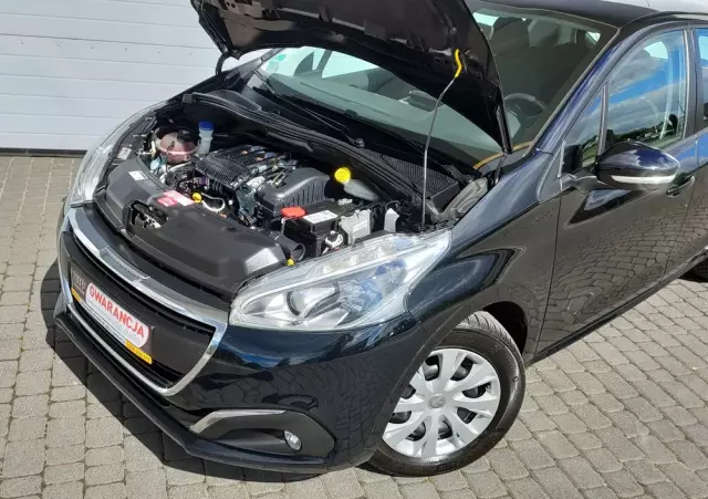 PEUGEOT 208 1.2 PureTech Style