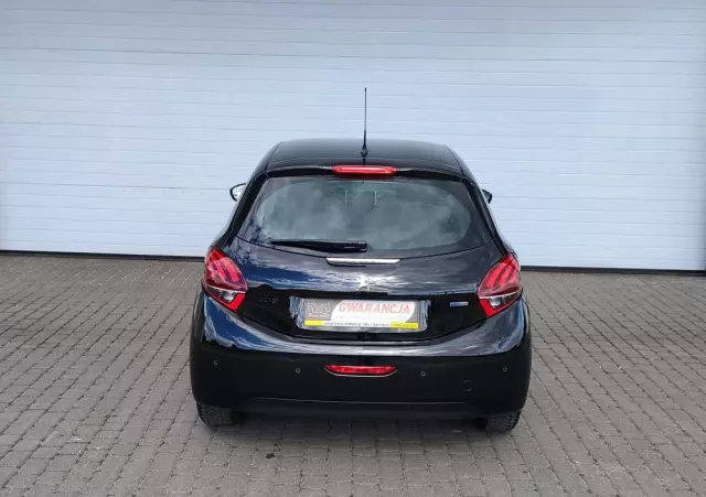 PEUGEOT 208 1.2 PureTech Style