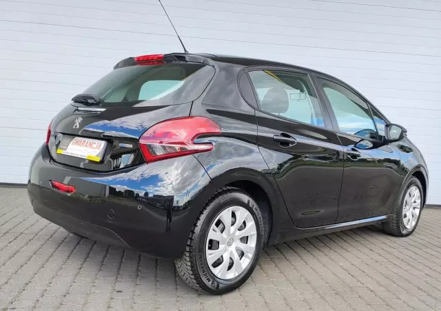PEUGEOT 208 1.2 PureTech Style