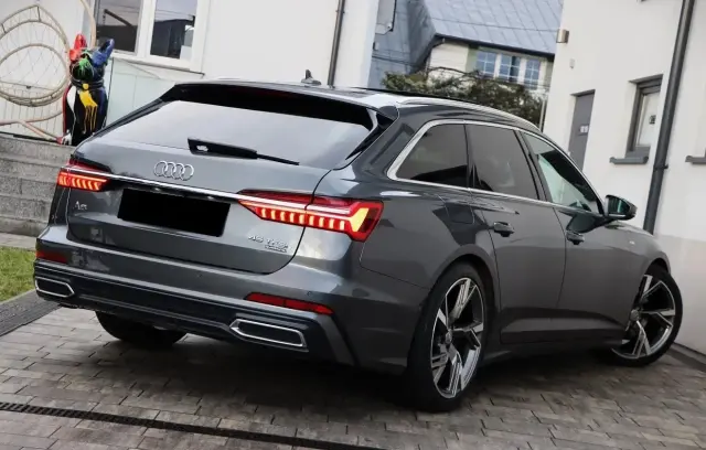 AUDI A6 Avant Sport S tronic