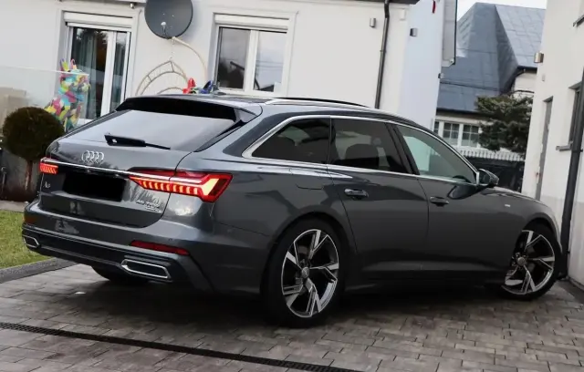 AUDI A6 Avant Sport S tronic