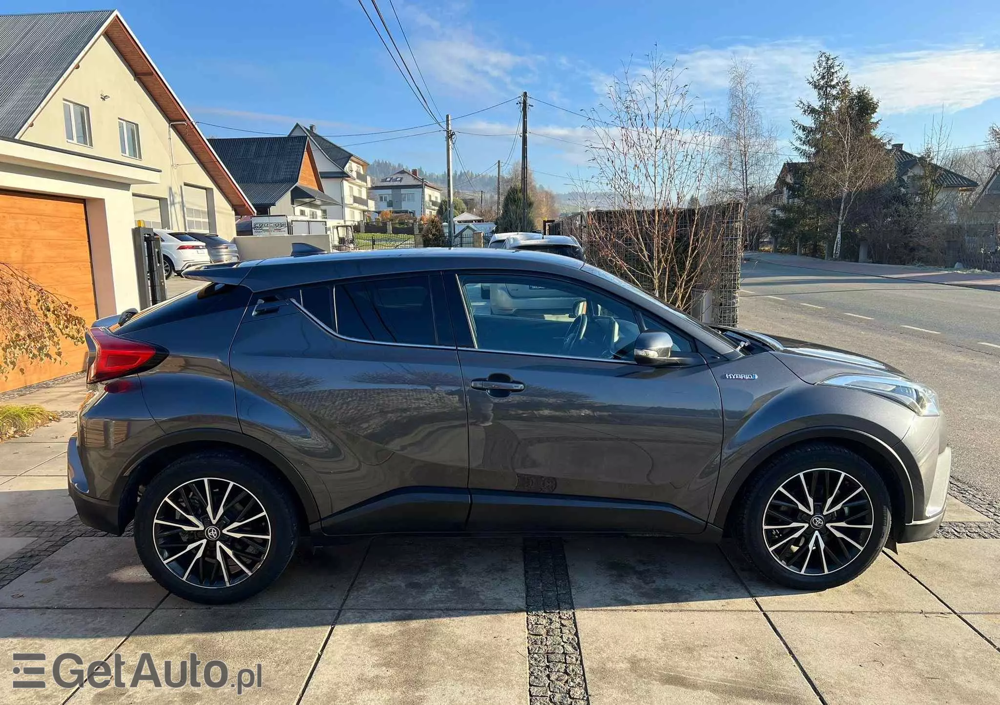 TOYOTA C-HR 1.8 Hybrid Dynamic