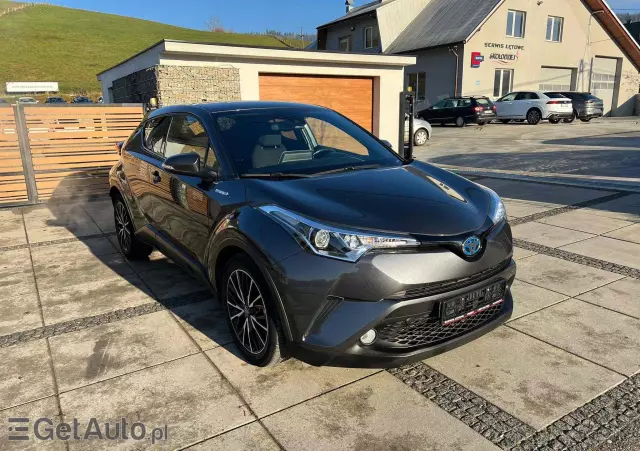 TOYOTA C-HR 1.8 Hybrid Dynamic