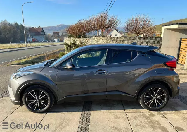 TOYOTA C-HR 1.8 Hybrid Dynamic