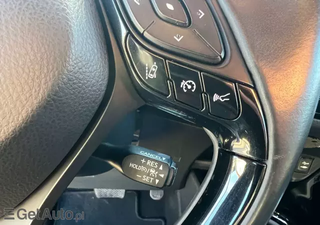 TOYOTA C-HR 1.8 Hybrid Dynamic