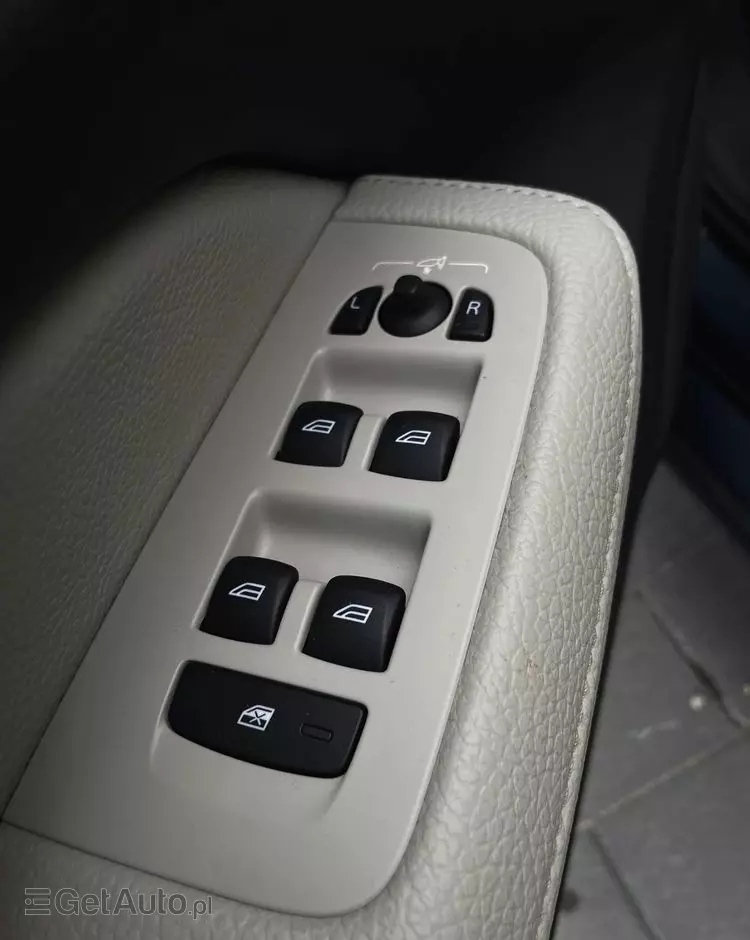 VOLVO V60 D4 Geartronic Inscription