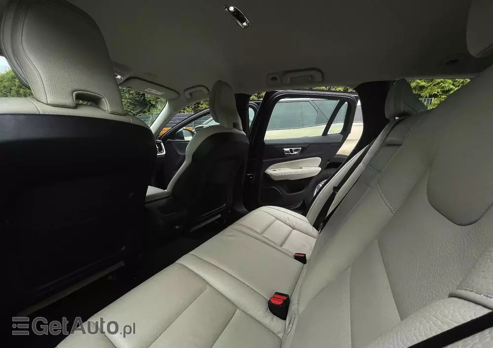 VOLVO V60 D4 Geartronic Inscription