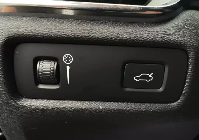 VOLVO V60 D4 Geartronic Inscription