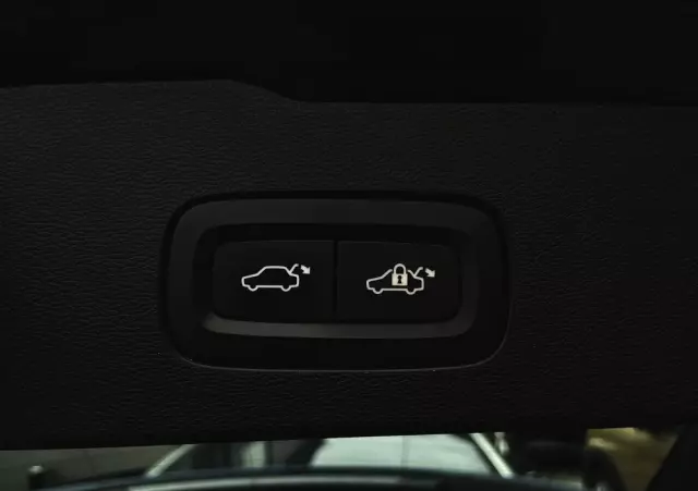 VOLVO V60 D4 Geartronic Inscription