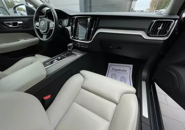 VOLVO V60 D4 Geartronic Inscription