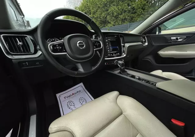 VOLVO V60 D4 Geartronic Inscription